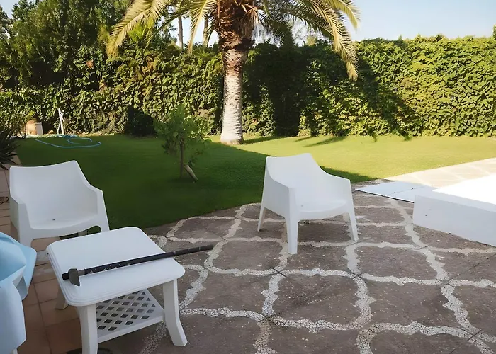 Chalet De Lujo Con Piscina Privada Cerca De Sevilla